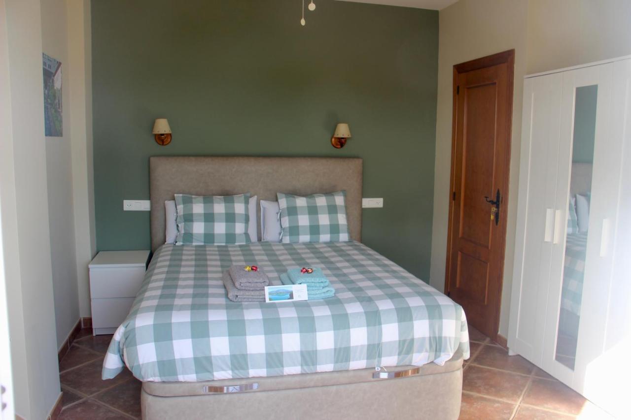 Casa Nuestro Sueno Bed and Breakfast Viñuela Eksteriør billede